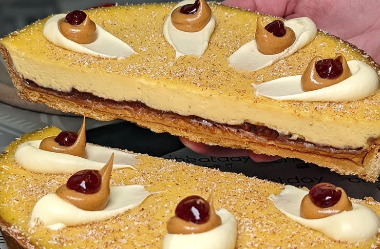 giant peanut butter tart